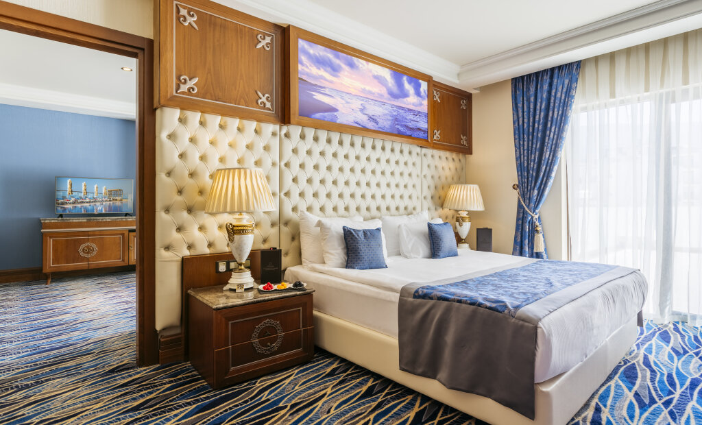 Кирения: Отель Lords Palace Spa Casino