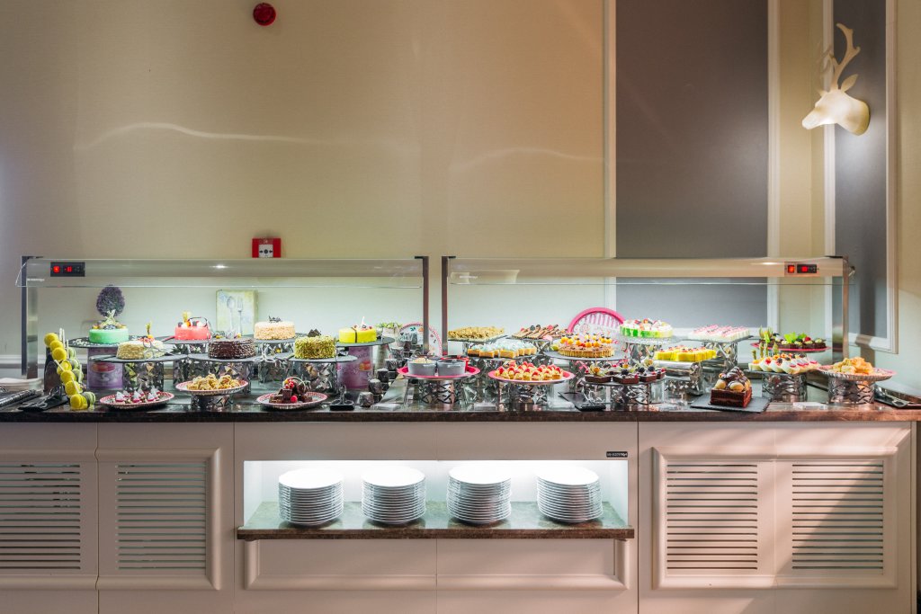 Кирения: Отель Lords Palace Spa Casino