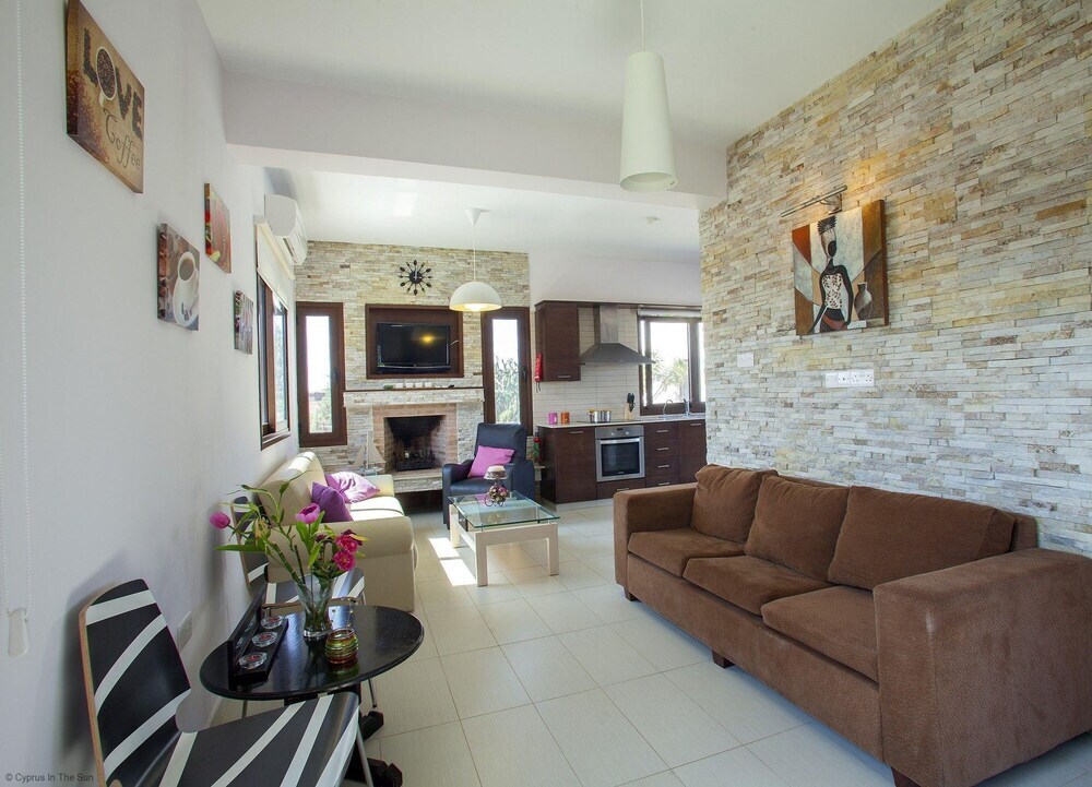 Протарас: Cyprus Villa Raph Platinum