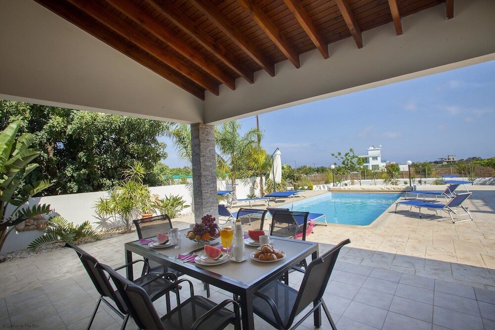 Протарас: Cyprus Villa Raph Platinum