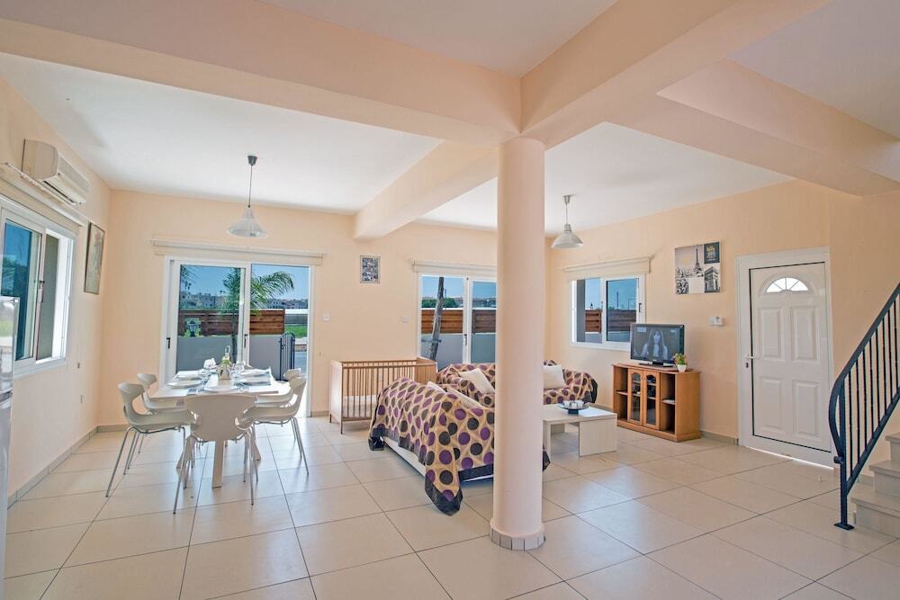 Паралимни: Cyprus Villa Malama 8 Gold