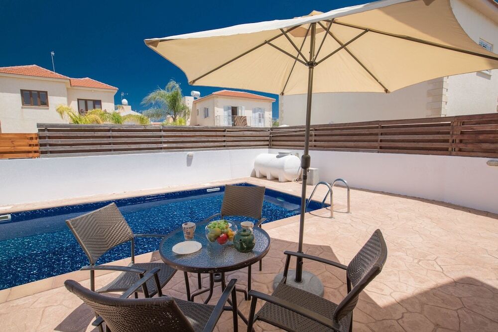 Паралимни: Cyprus Villa Malama 8 Gold