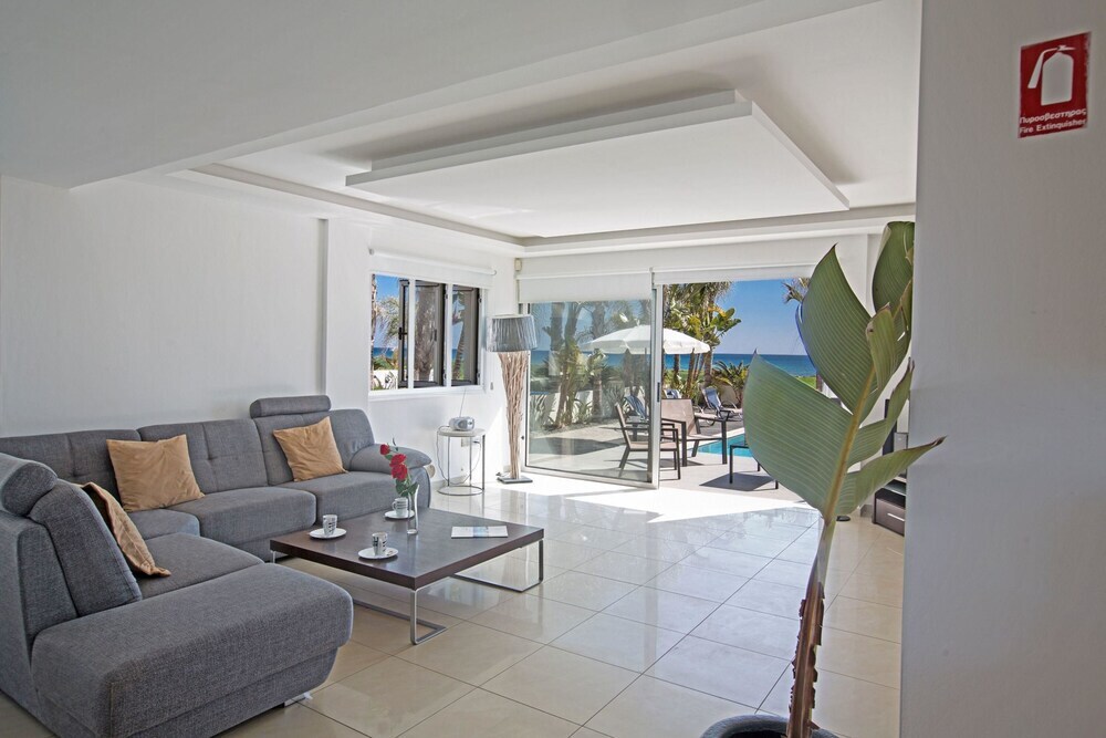 Айя-Напа: Celebrity Villa Jordan 9