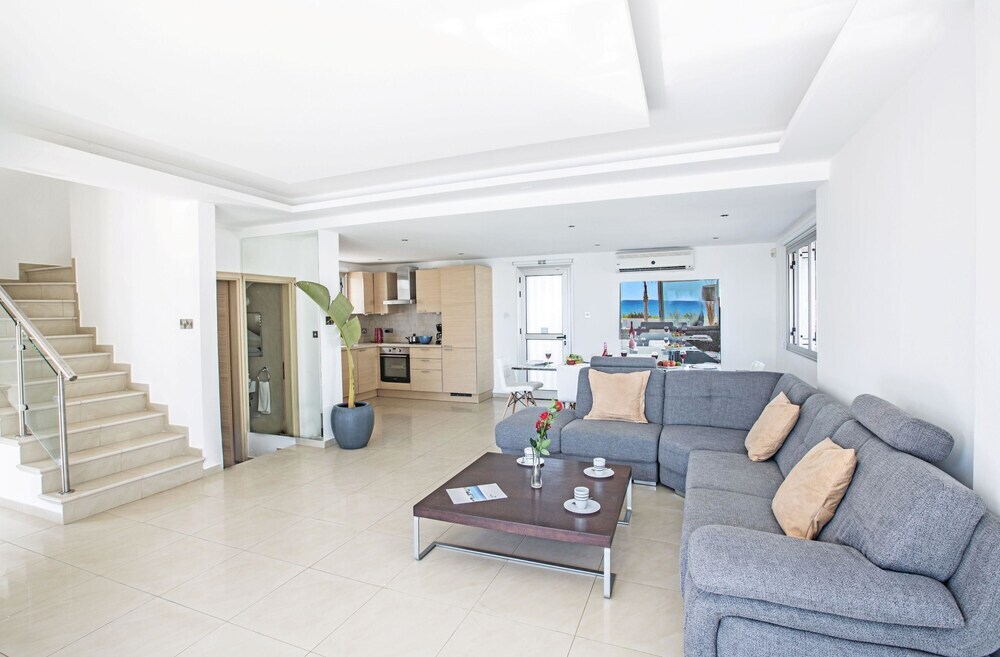 Айя-Напа: Celebrity Villa Jordan 9