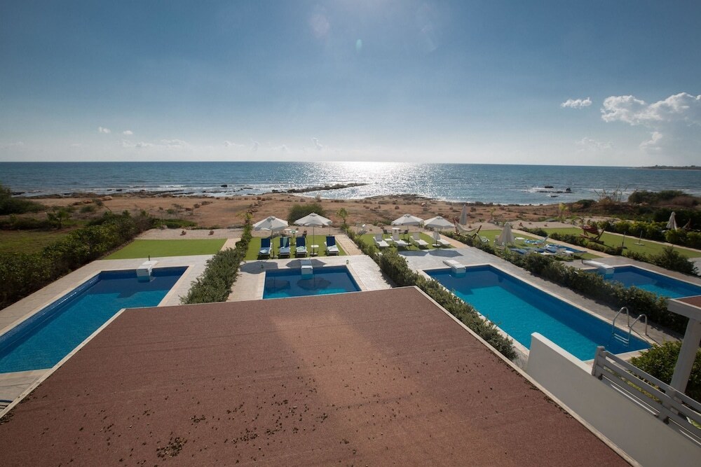 Айя-Напа: Celebrity Villa Oliver P 14