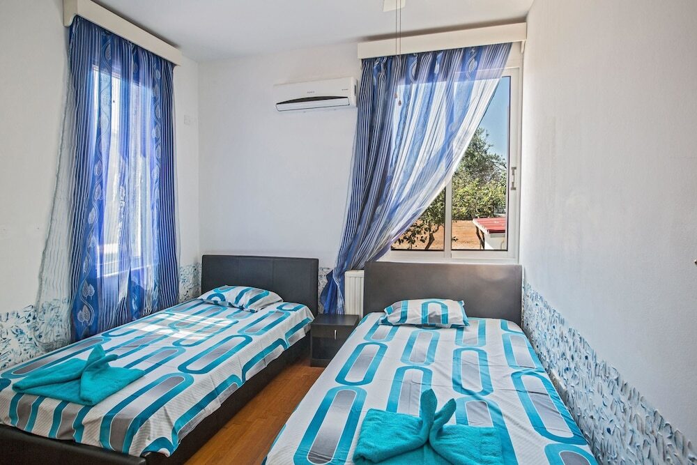 Айя-Напа: Celebrity Villa Jamie Laing