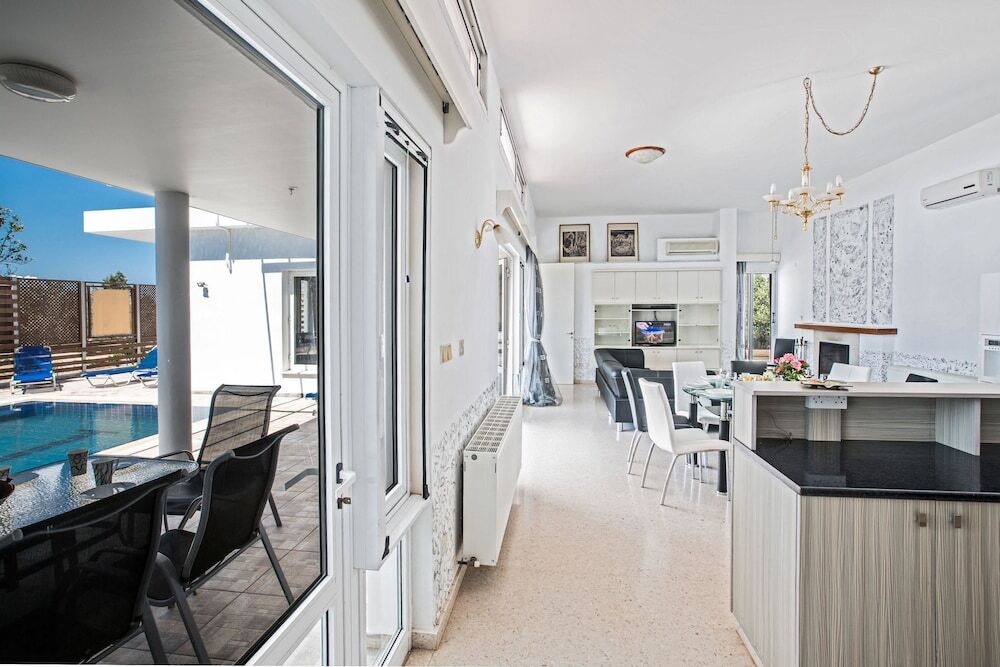Celebrity Villa Jamie Laing — фото 3
