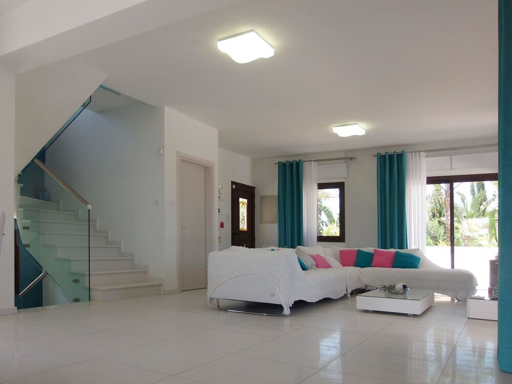 Villa Grecian 1 Platinum — фото 2