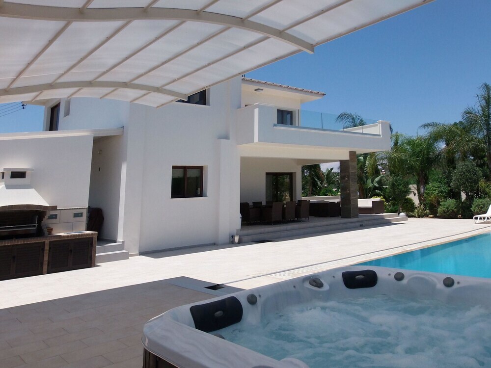Протарас: Villa Grecian 1 Platinum