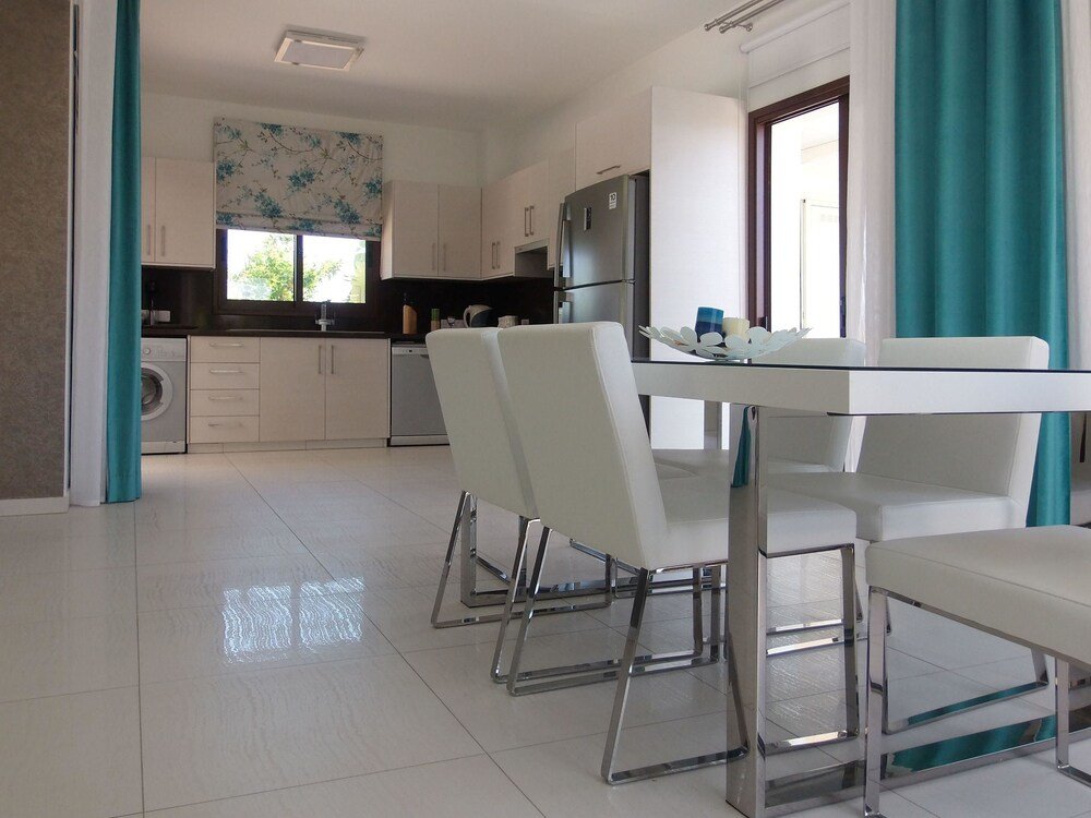Протарас: Villa Grecian 1 Platinum