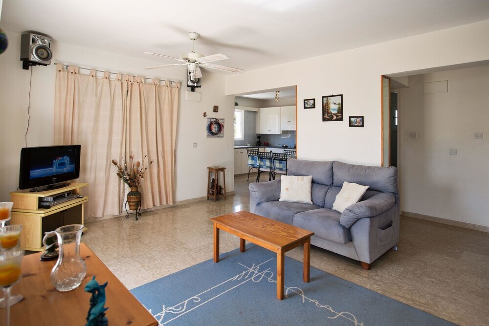 Айя-Напа: Villa Napa Beach 4 Gold