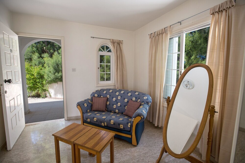 Айя-Напа: Villa Napa Beach 4 Gold