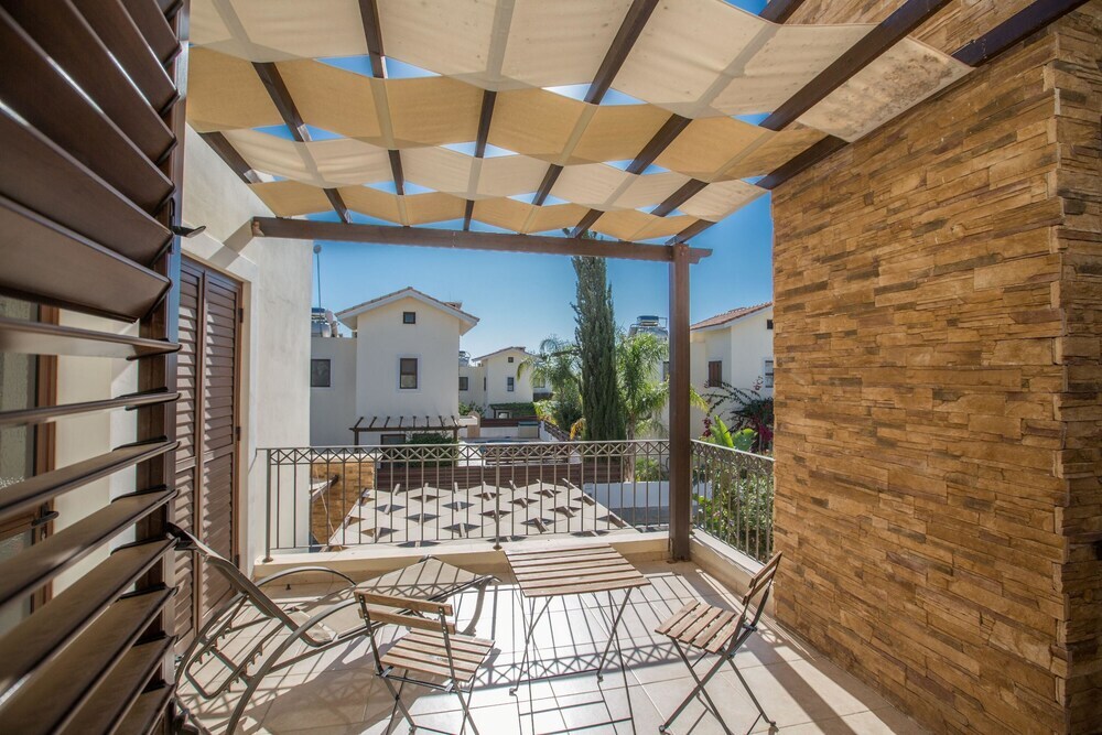 Айя-Напа: Cyprus Villa Ionion 28 Gold
