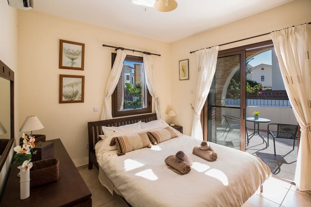 Айя-Напа: Cyprus Villa Ionion 28 Gold