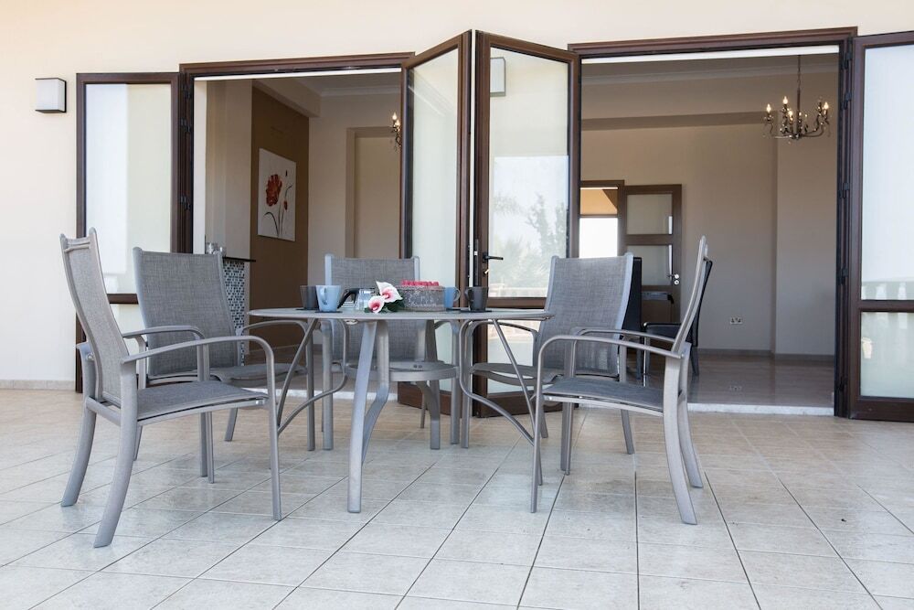 Протарас: Villa Geordie 7 Platinum