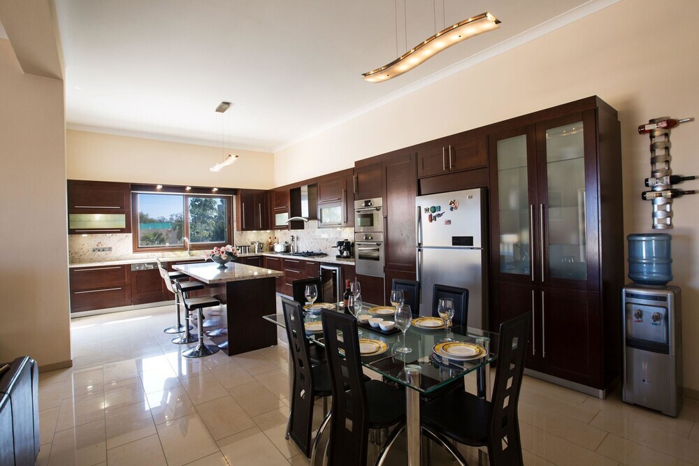 Протарас: Villa Geordie 7 Platinum