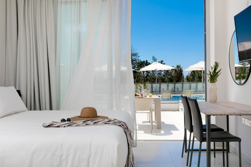Айя-Напа: Napa Gem Suites