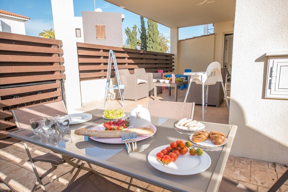 Паралимни: Kapparis Two Bedroom House No 8