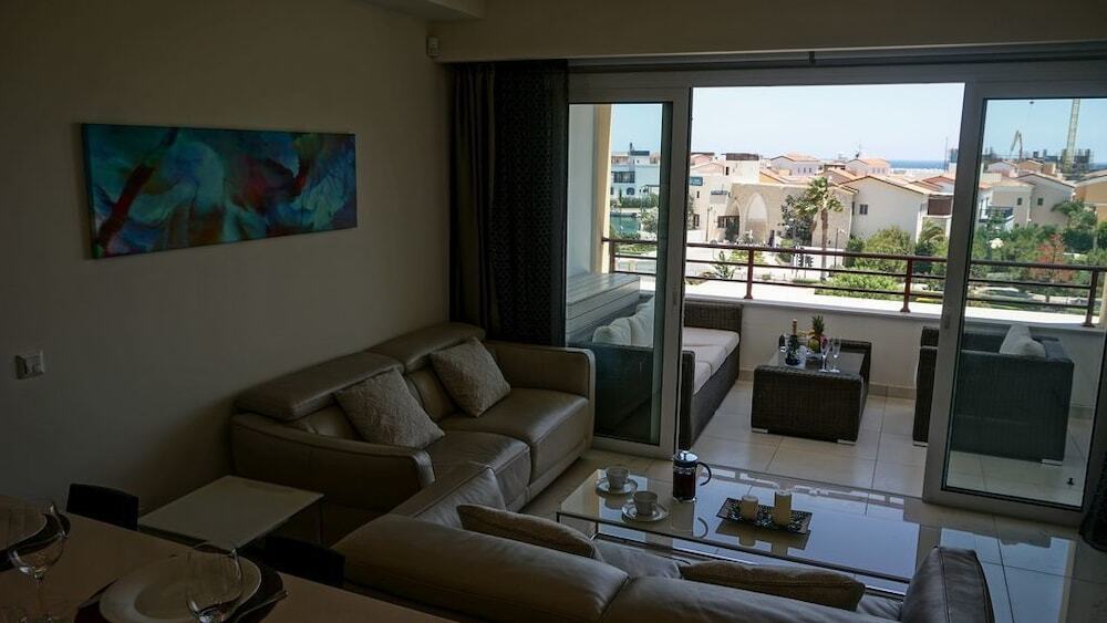 Лимассол: D22 Limassol Marina