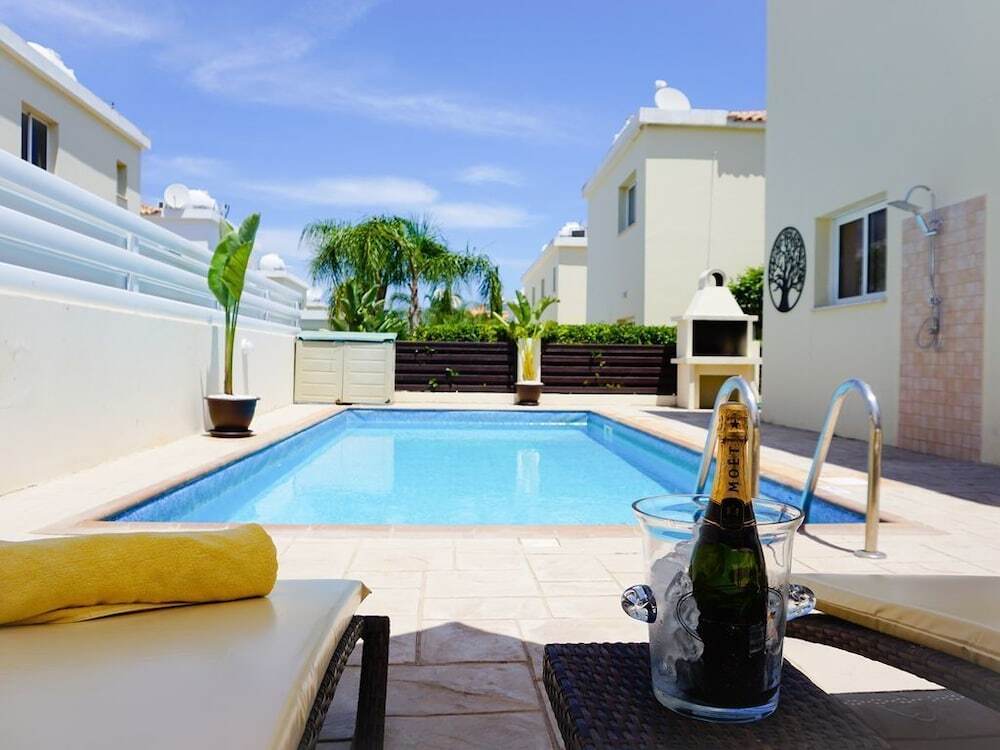 Протарас: Villa Soraya 2 by Ezoria Holiday Rentals