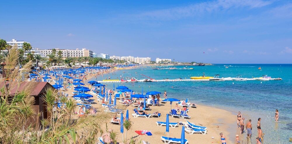 Протарас: Green Bay Villa No 15