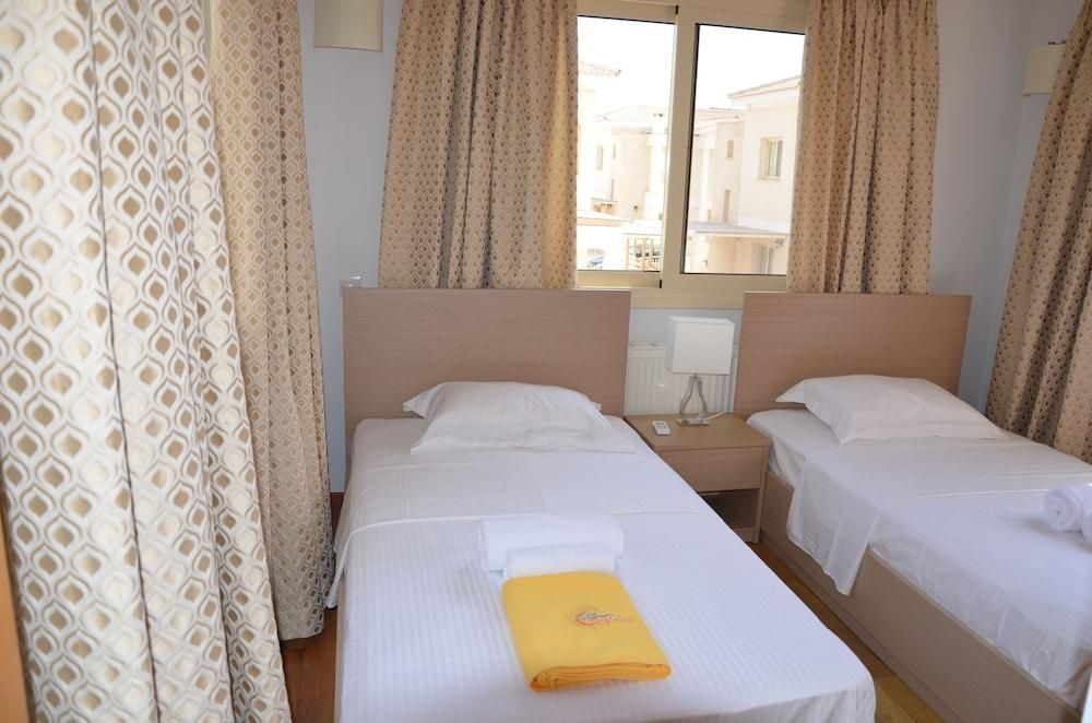 Протарас: Anthorina Villa 4