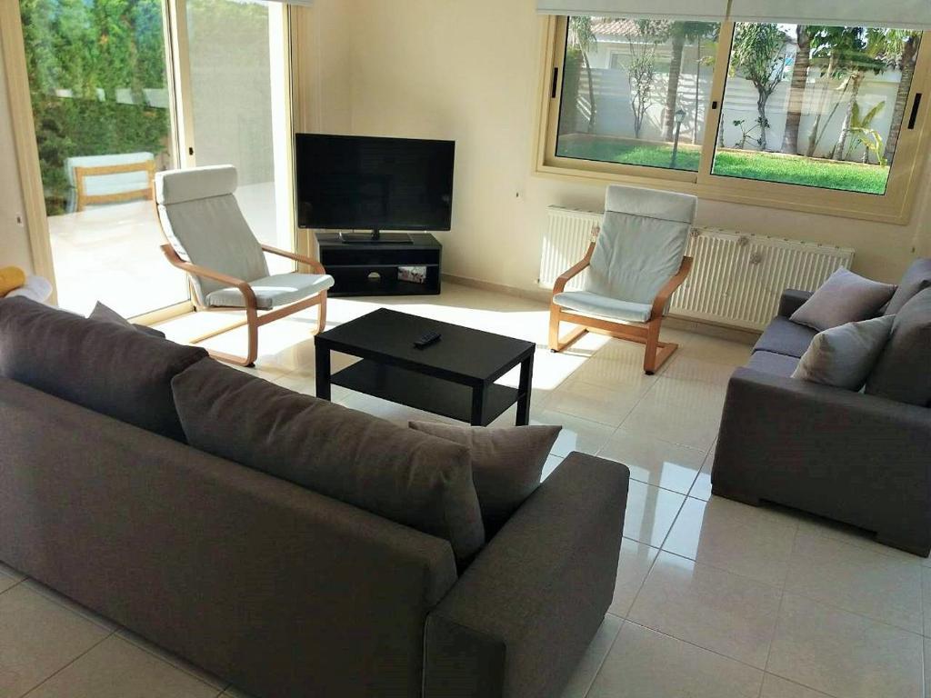 Протарас: Anthorina Villa 9