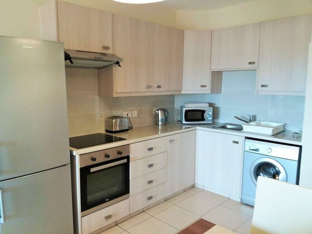 206 Sunrise Beach Apartment — фото 3