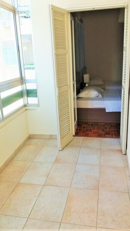 Ларнака: 240 Depa Court