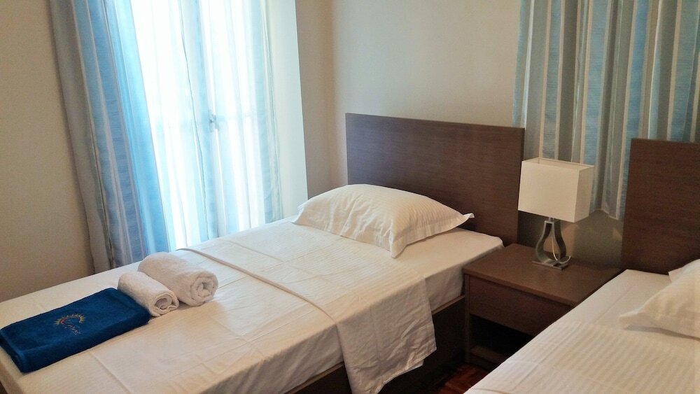Ларнака: 240 Depa Court