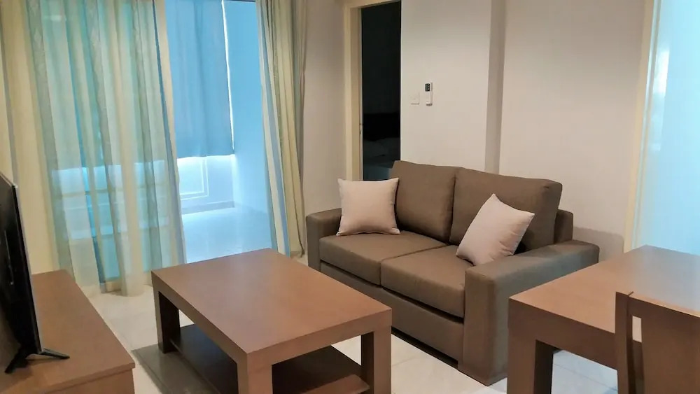 Ларнака: 304 Frixos Roula Court