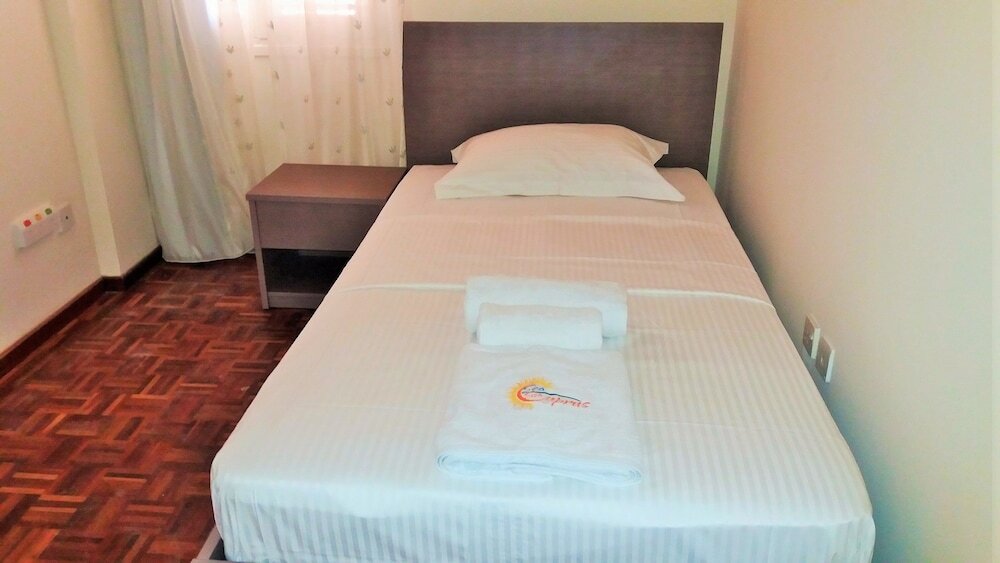 Ларнака: 312 Depa Court