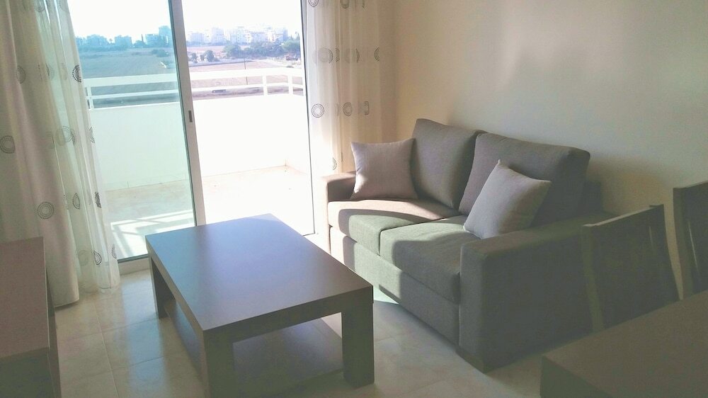 Ларнака: Apartment 401 Camelia Court