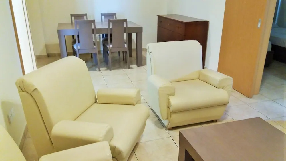 Ларнака: 403 Carisa Artemis Court