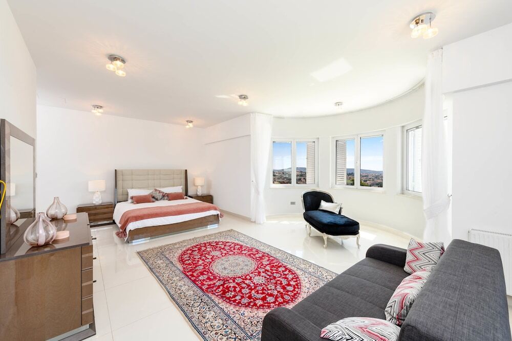 Парекклисия: Villa Andriani