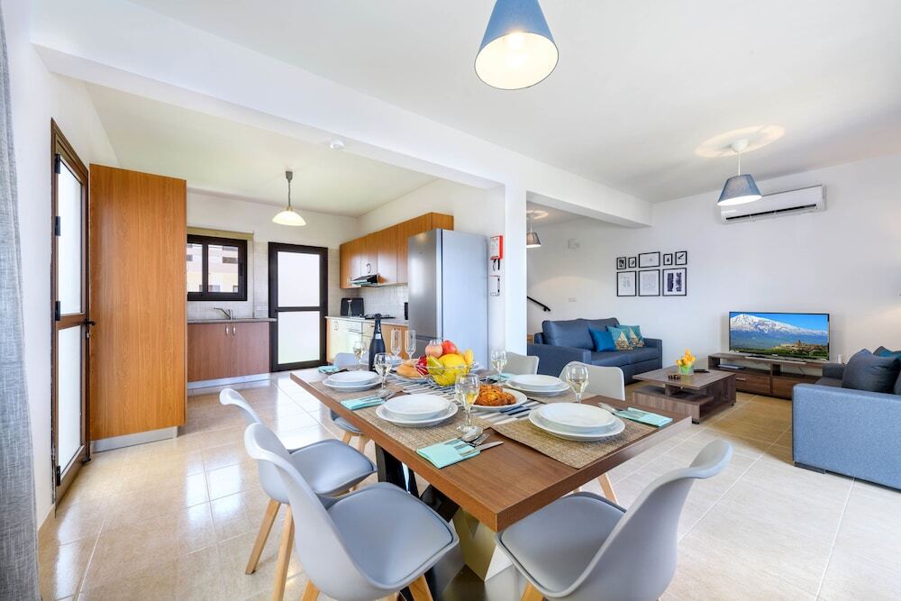 Паралимни: Malama Seaview Villa No5