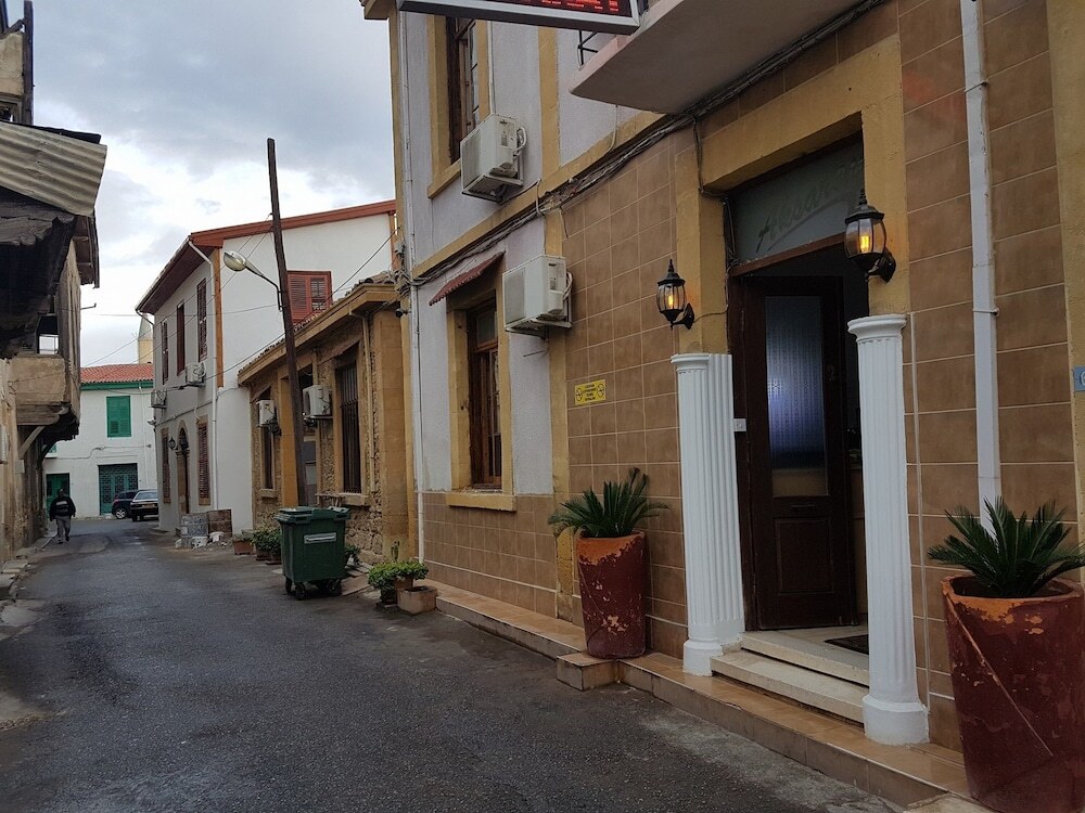 Никосия: Aksaray Hotel