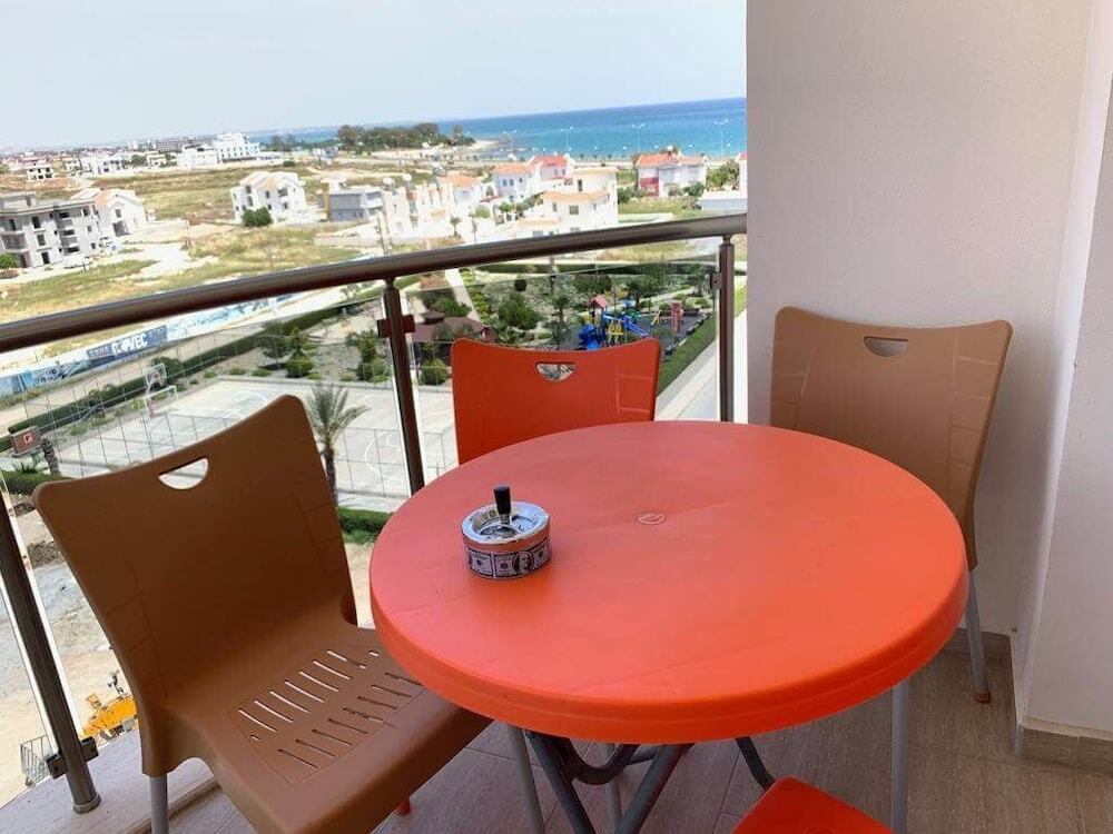 Авгору: Sea Star Residence Block 1 apartment 26