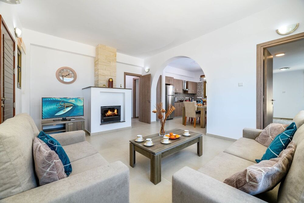 Айя-Напа: Kymma Villa 5