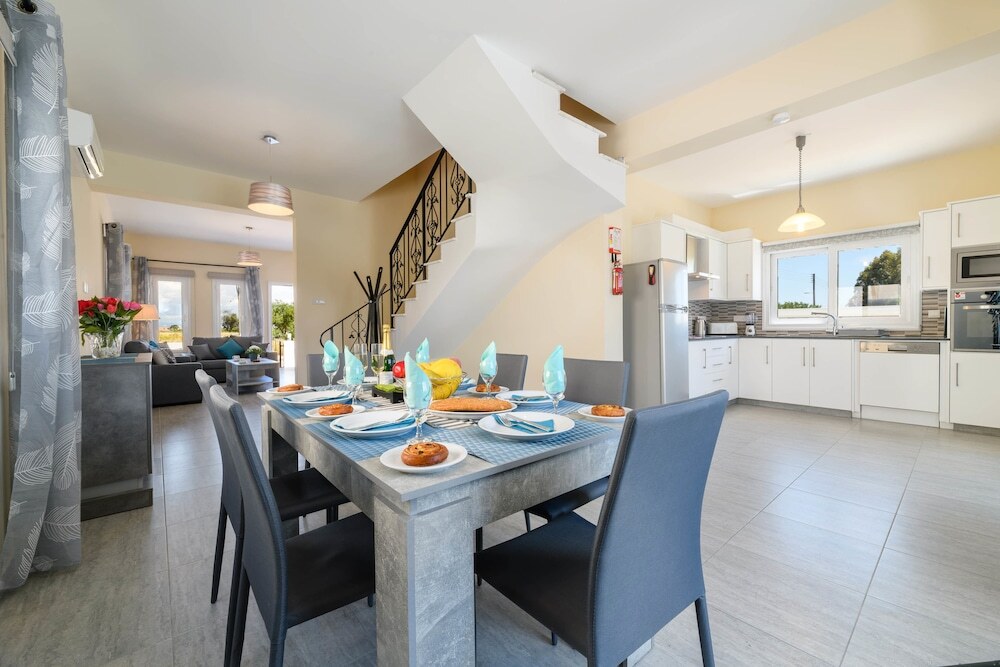 Ксилофагу: Villa Olivia