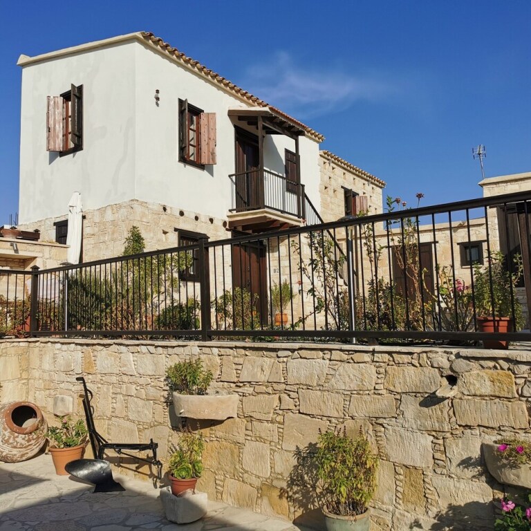 Агиа-Варвара: Olympia Traditional Houses