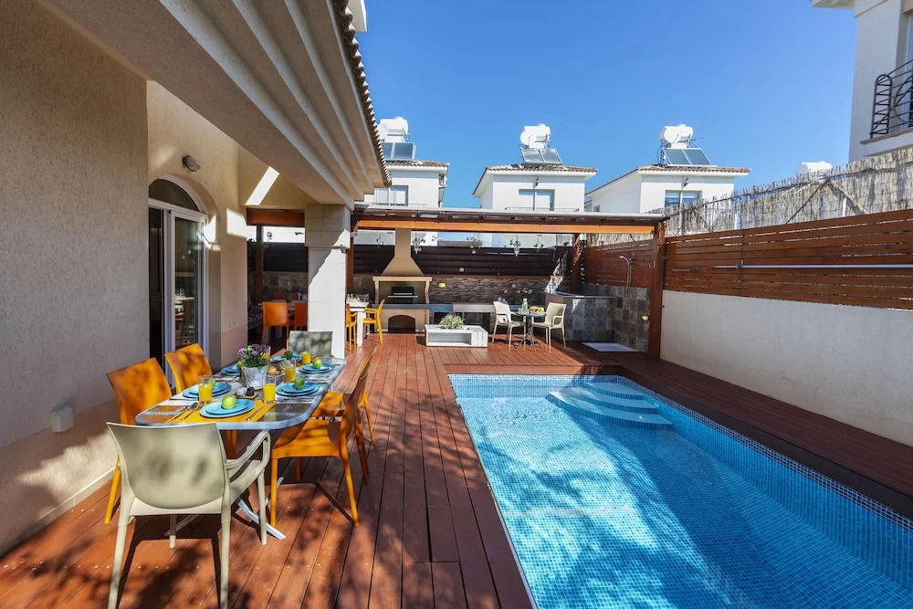 Паралимни: Protaras Villa Rocco