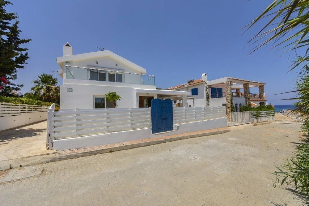 Паралимни: Protaras Villa Serifos By The Sea