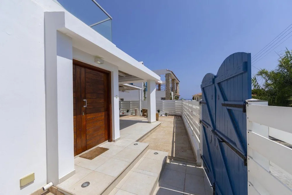 Паралимни: Protaras Villa Serifos By The Sea