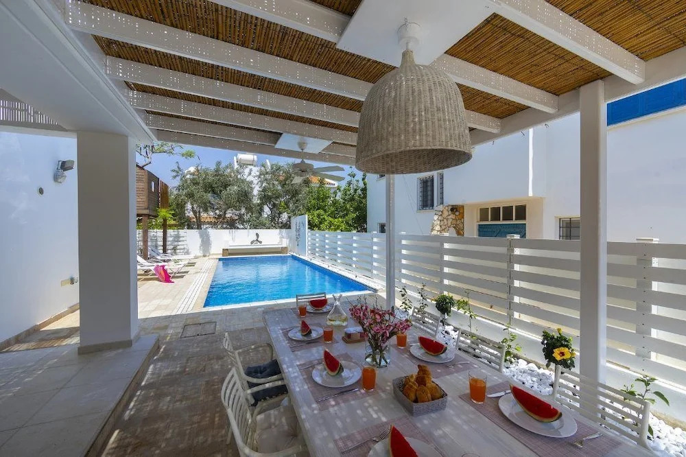Паралимни: Protaras Villa Serifos By The Sea