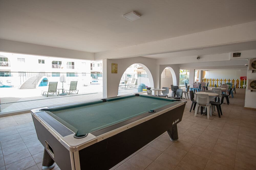Паралимни: Great Kings Resort No 12 Block 5