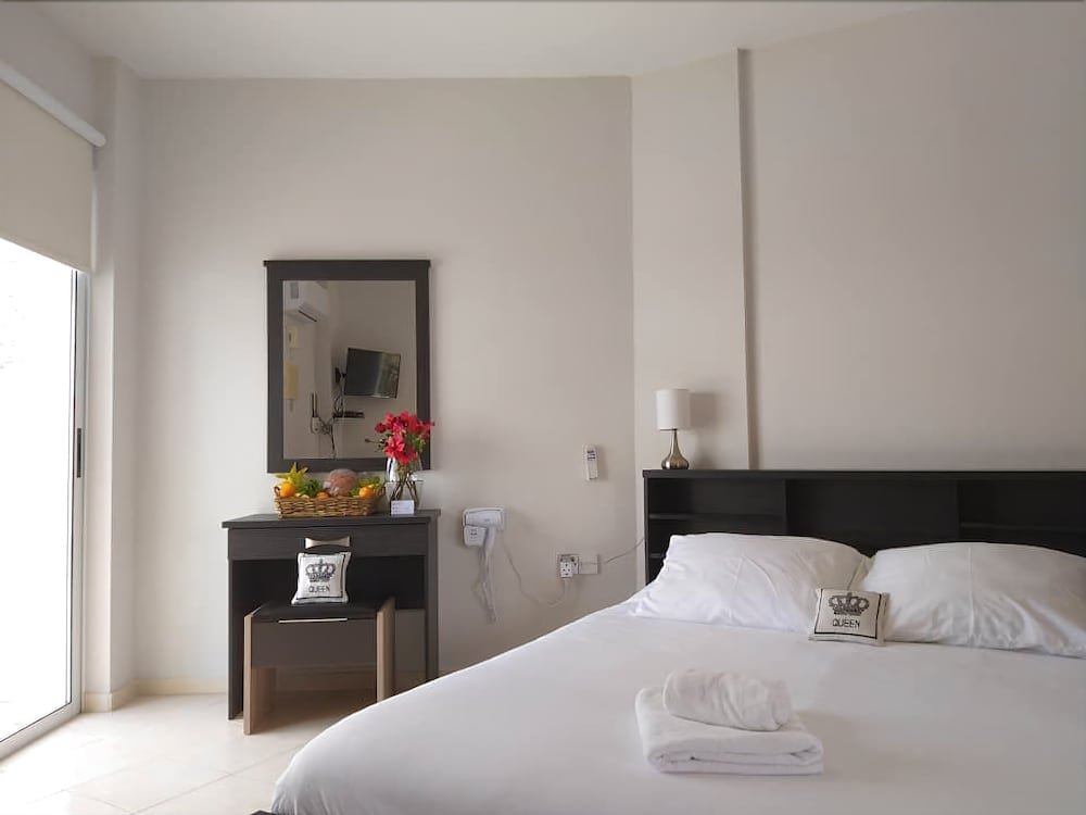 Пейя: Panoramic Holidays Deluxe 6