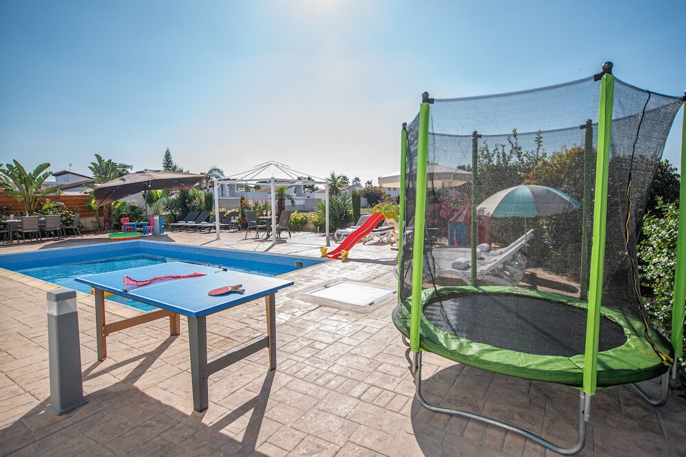 Айя-Напа: Marina Vibes 4 bedroom villa