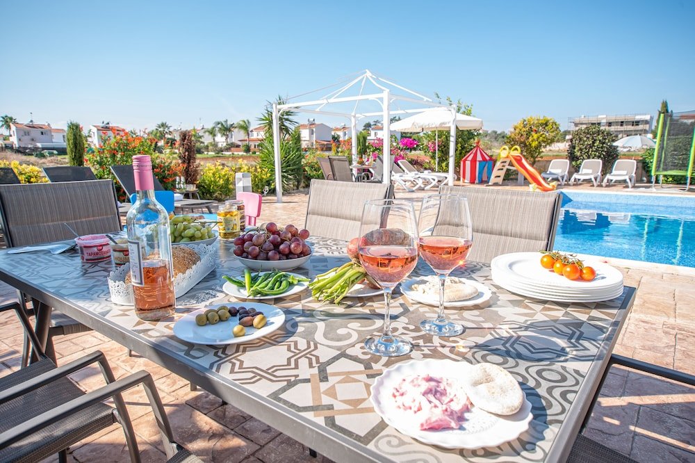 Айя-Напа: Marina Vibes 4 bedroom villa