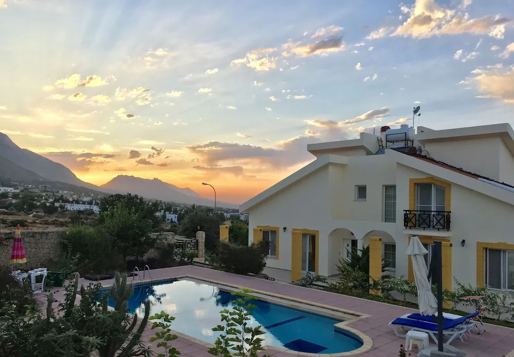 Чаталкой: Sunset Villa Girne Cyprus